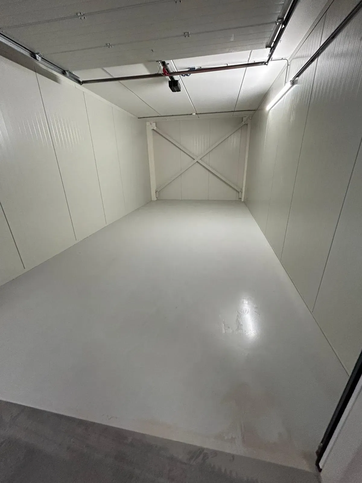 Ruime garagebox in Gouda - Eerste maand gratis