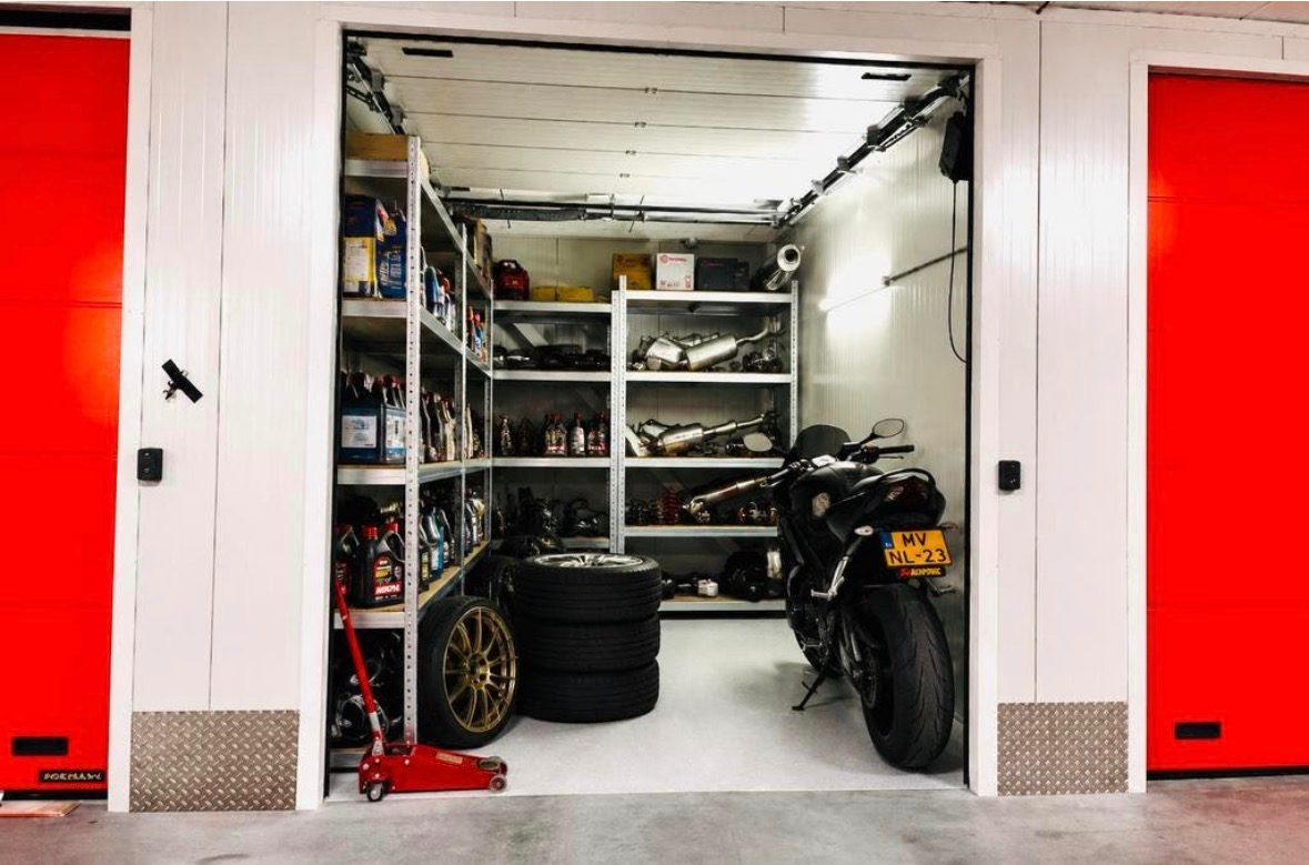 Garagebox / opslagbox te huur - 14 m2 - Rotterdam
