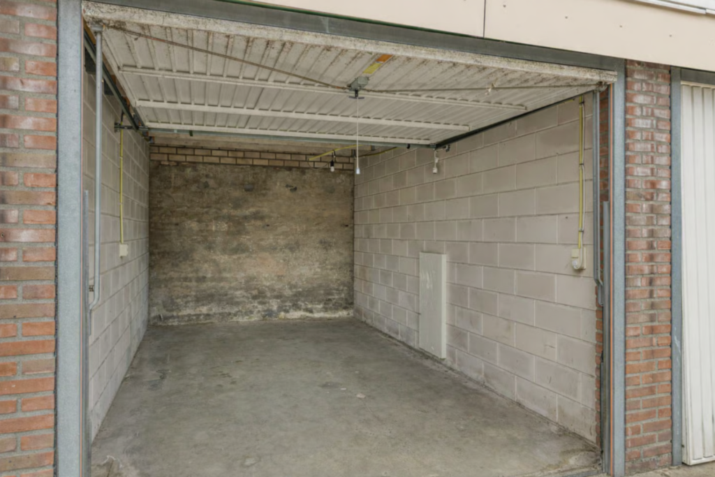 Pastoor-van-Leeuwenstraat-1