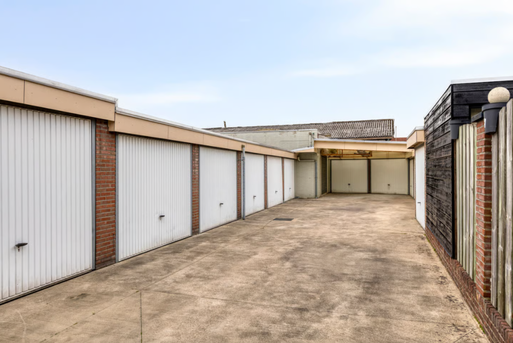 Pastoor-van-Leeuwenstraat